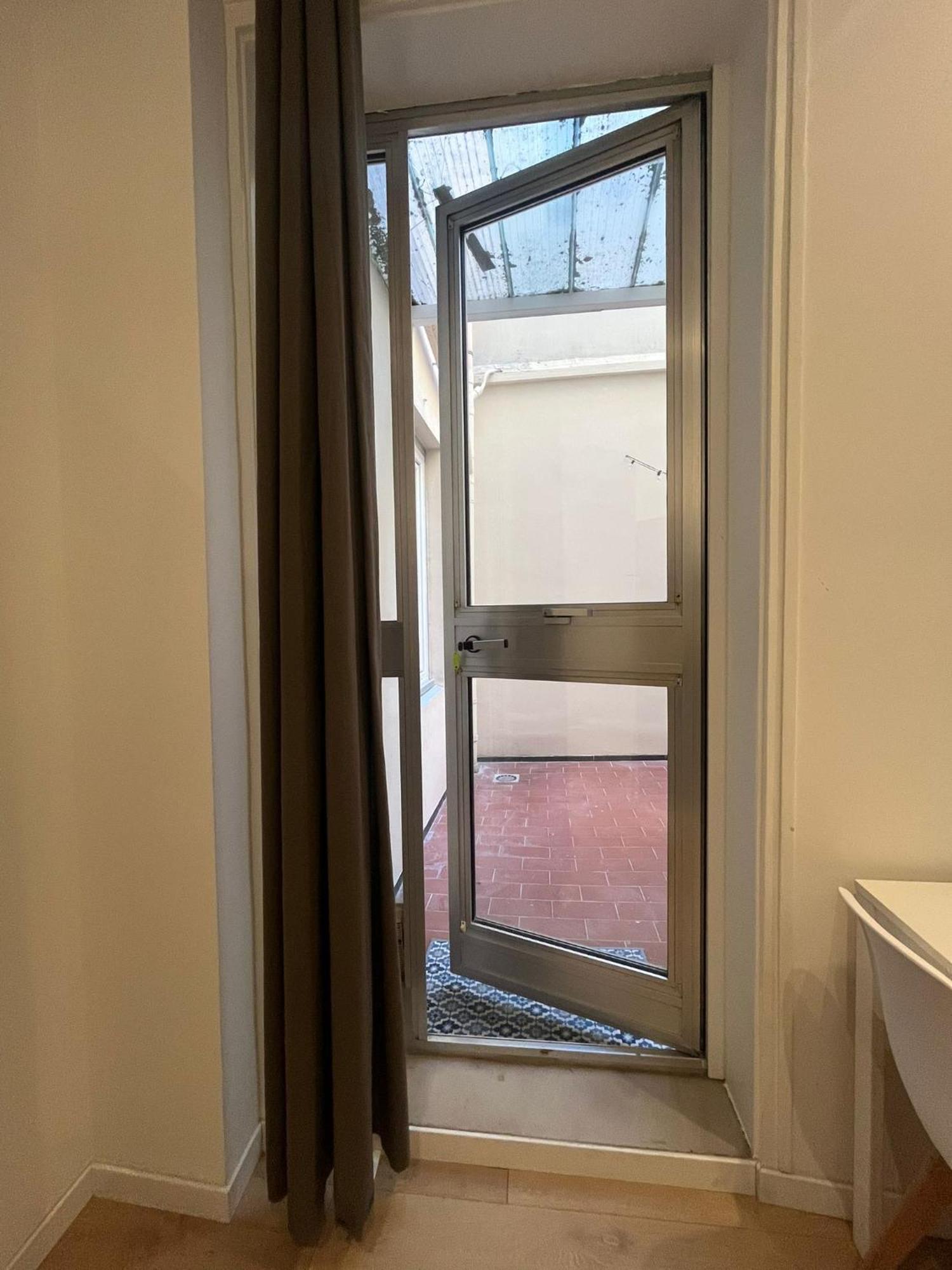 Snapstay Luxury Apartments In Centro A Trieste Eksteriør bilde